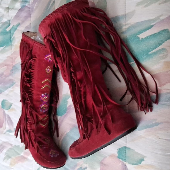 Like New,Indian-Style,Embroidered,Knee-high,Suede,Red,Fringed,Moccasin Boots ❤️ - Picture 6 of 10